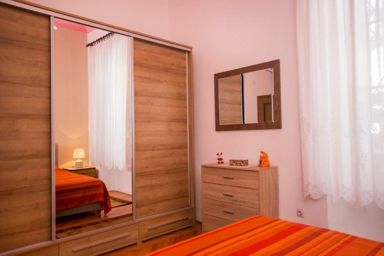 PUY Emanuel Apartman מראה חיצוני תמונה