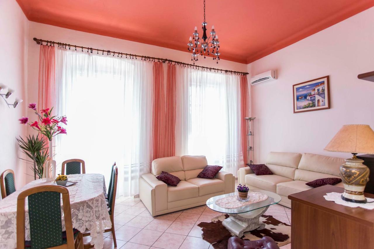 PUY Emanuel Apartman מראה חיצוני תמונה