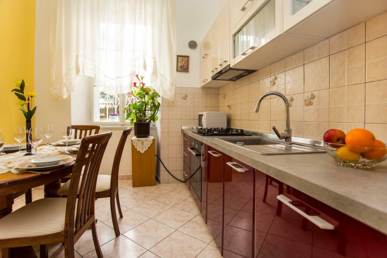 PUY Emanuel Apartman מראה חיצוני תמונה