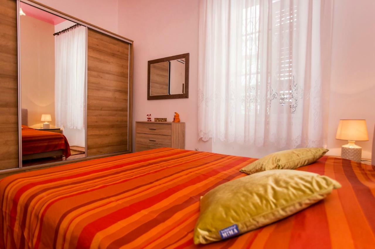 PUY Emanuel Apartman מראה חיצוני תמונה